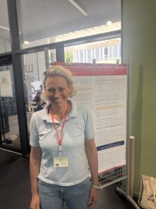 Cornelia Ebert presenting her poster at SuB 31